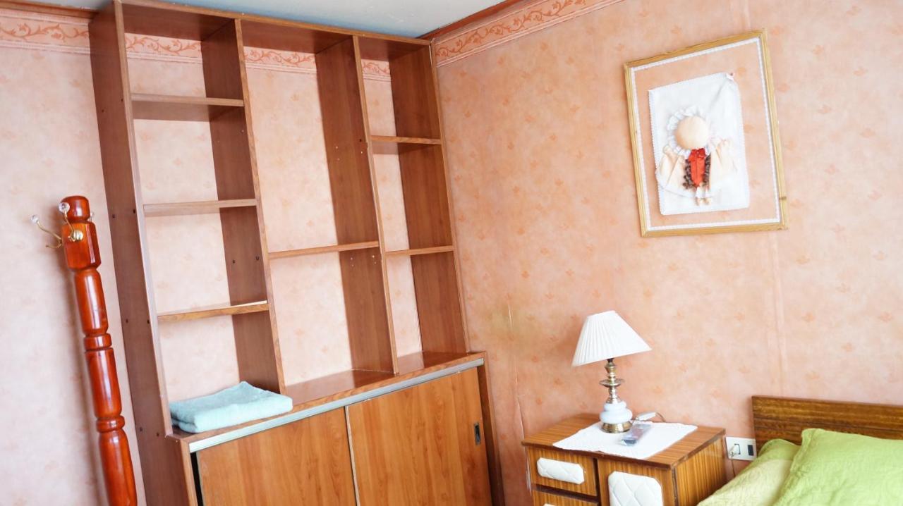 Hostal Bernardita ปวยร์โตนาตาเลส ภายนอก รูปภาพ