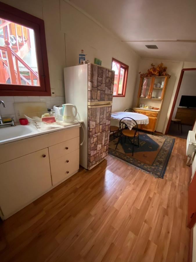 Hostal Bernardita ปวยร์โตนาตาเลส ภายนอก รูปภาพ